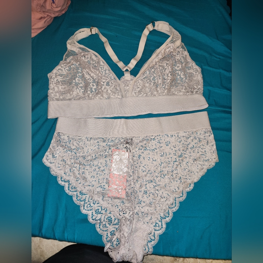 Tutti rougette Bralette and panty set